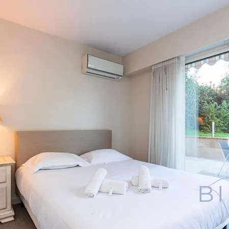 Appartement Spacious Pool And Parking Antibes