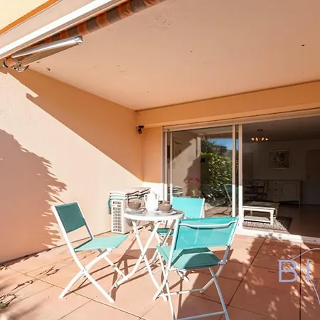 Spacious Pool And Parking Appartement *