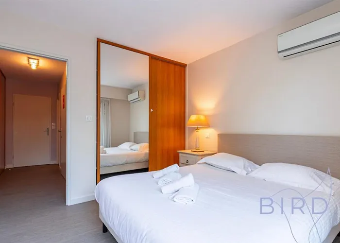 Appartement Spacious Pool And Parking *